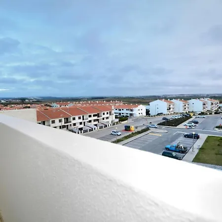 Baleal Ocean Breeze Apartment *